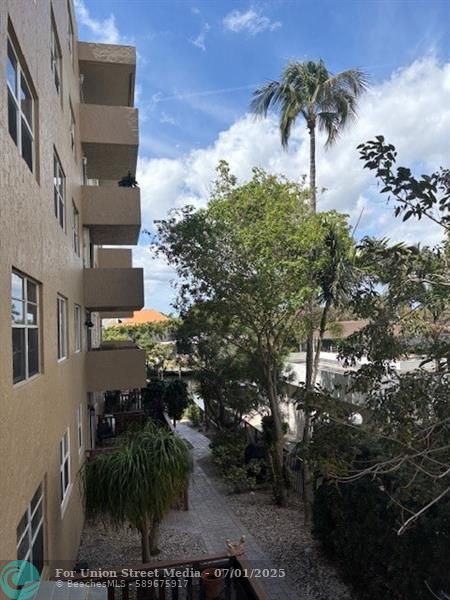 1421 S Ocean Boulevard Pompano Beach FL 33062