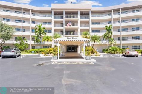 555 Oaks Lane Pompano Beach FL 33069