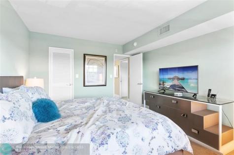 555 Oaks Lane Pompano Beach FL 33069