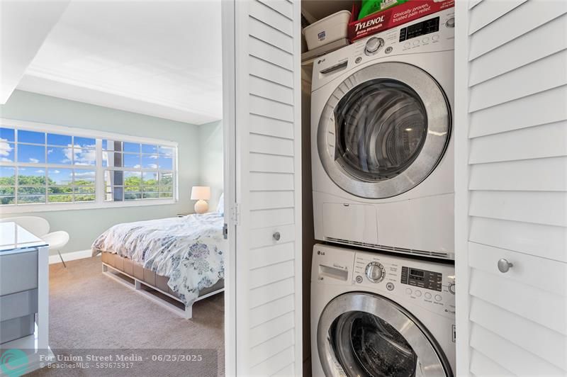 555 Oaks Lane Pompano Beach FL 33069