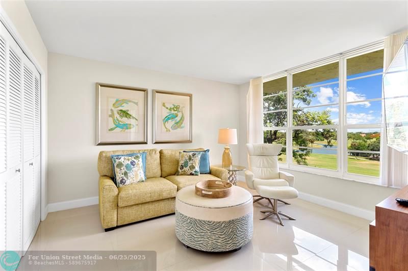 555 Oaks Lane Pompano Beach FL 33069