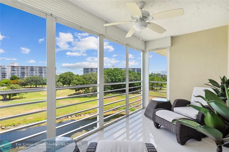 555 Oaks Lane Pompano Beach FL 33069