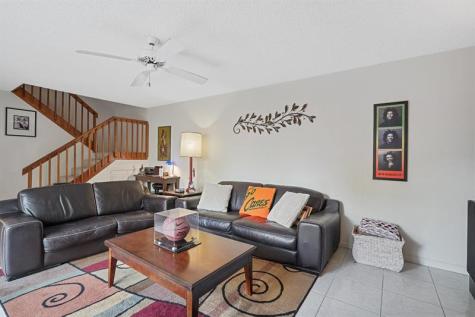 2512 Camelot Court Cooper City FL 33026