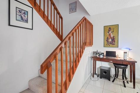 2512 Camelot Court Cooper City FL 33026