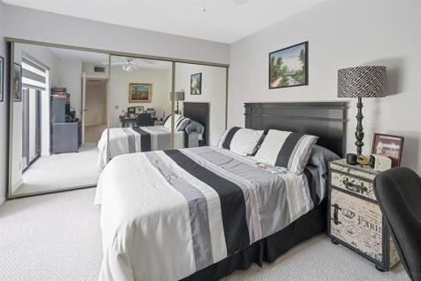 2512 Camelot Court Cooper City FL 33026