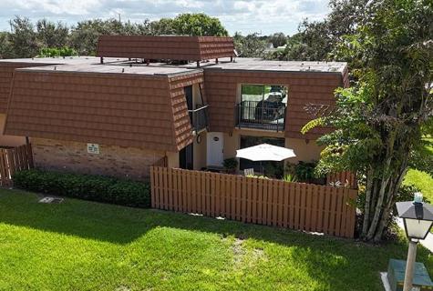 2512 Camelot Court Cooper City FL 33026