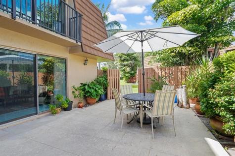 2512 Camelot Court Cooper City FL 33026