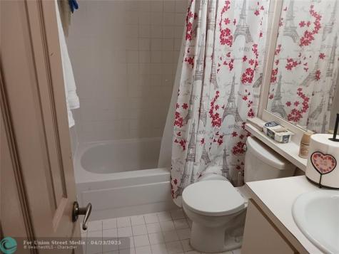 471 NE 210th Circle Terrace North Miami Beach FL 33179