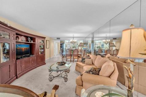 7449 Fairfax Drive Tamarac FL 33321