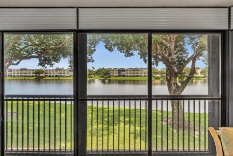 7449 Fairfax Drive Tamarac FL 33321