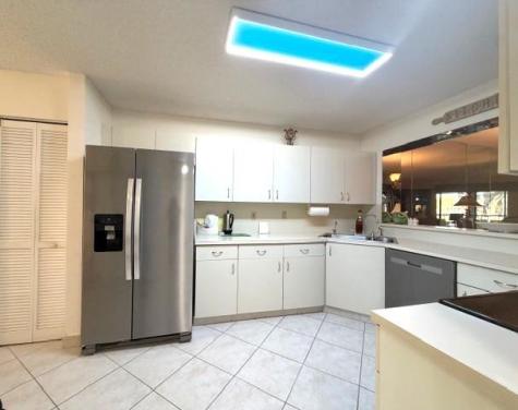 7449 Fairfax Drive Tamarac FL 33321