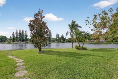 4250 NW 30th Street Coconut Creek FL 33066