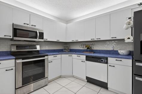 4250 NW 30th Street Coconut Creek FL 33066