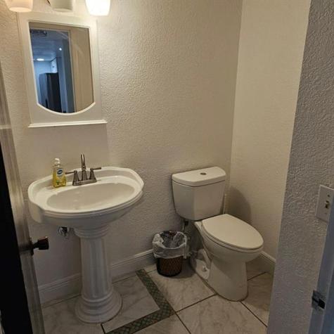 3270 N Pine Island Road Sunrise FL 33351