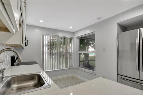 Lauderhill FL 33319