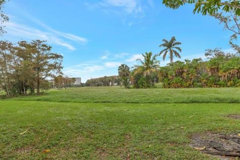 4168 Inverrary Drive Lauderhill FL 33319