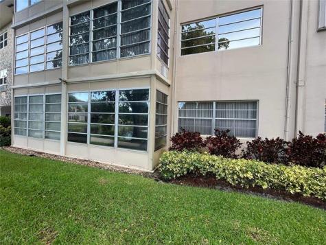 3430 NW 52nd Avenue Lauderdale Lakes FL 33319
