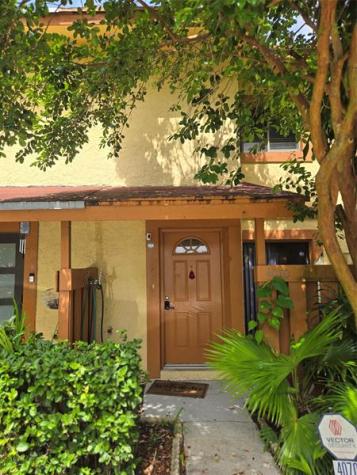 4070 Sierra Terrace Sunrise FL 33351