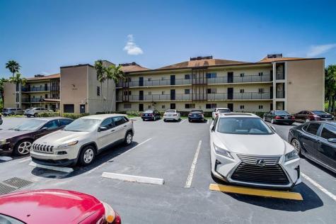 7940 NW 50th Street Lauderhill FL 33351