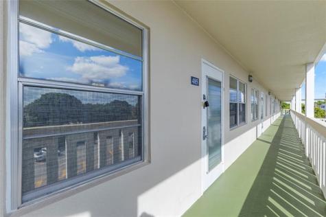 485 Grantham F Deerfield Beach FL 33442