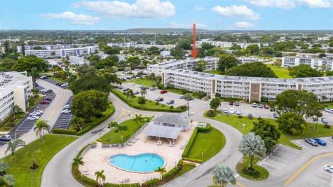 485 Grantham F Deerfield Beach FL 33442