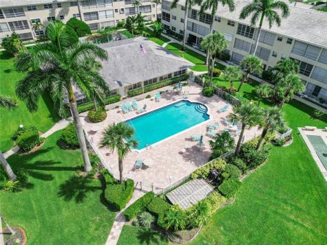 1951 NE 39th Street Lighthouse Point FL 33064