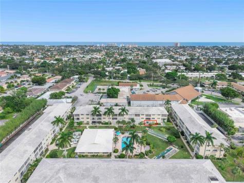 1951 NE 39th Street Lighthouse Point FL 33064