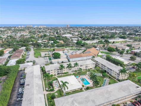 1951 NE 39th Street Lighthouse Point FL 33064