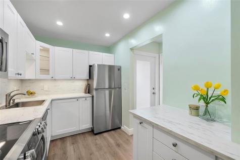 1951 NE 39th Street Lighthouse Point FL 33064