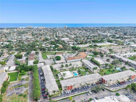 1951 NE 39th Street Lighthouse Point FL 33064