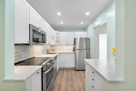 1951 NE 39th Street Lighthouse Point FL 33064