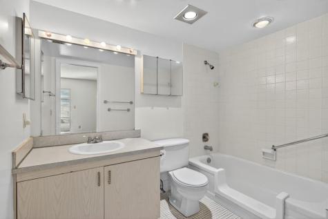 2401 Antigua Circle Coconut Creek FL 33066