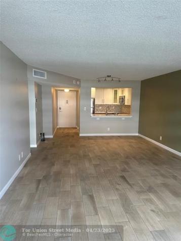 1160 N Federal Highway Fort Lauderdale FL 33304