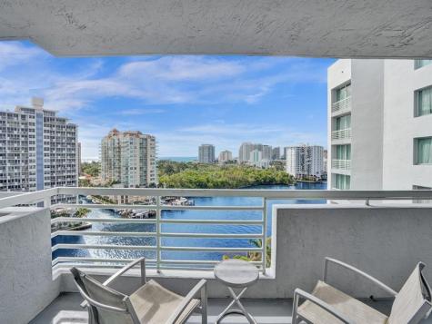 2670 E Sunrise Boulevard Fort Lauderdale FL 33304