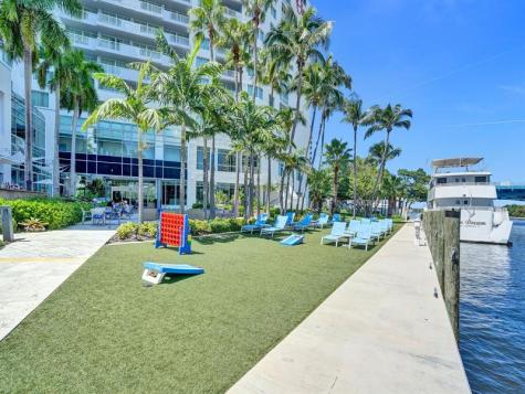 2670 E Sunrise Boulevard Fort Lauderdale FL 33304
