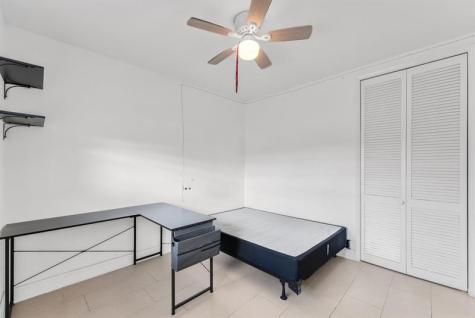 7401 Pines Boulevard Pembroke Pines FL 33024