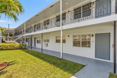 7401 Pines Boulevard Pembroke Pines FL 33024