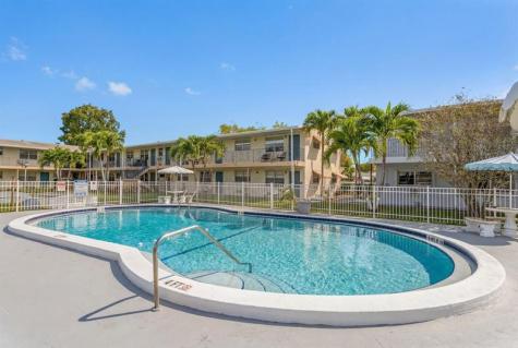 7401 Pines Boulevard Pembroke Pines FL 33024