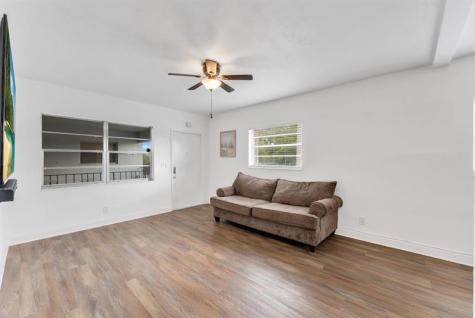 7401 Pines Boulevard Pembroke Pines FL 33024