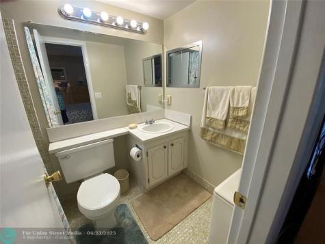 278 Newport R Deerfield Beach FL 33442