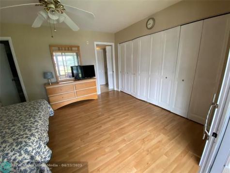 278 Newport R Deerfield Beach FL 33442