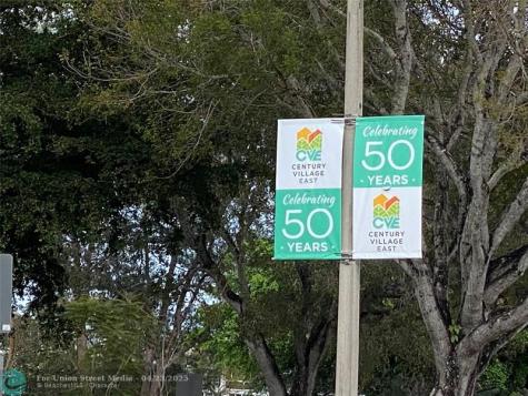 278 Newport R Deerfield Beach FL 33442