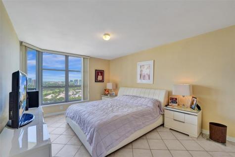 3530 Mystic Pointe Drive Aventura FL 33180