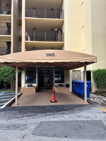 3905 N Nob Hill Road Sunrise FL 33351