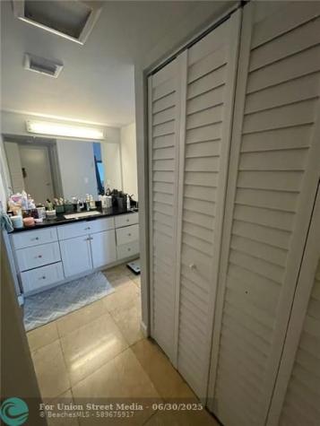 20301 W Country Club Drive Aventura FL 33180