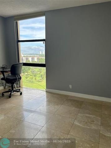 20301 W Country Club Drive Aventura FL 33180