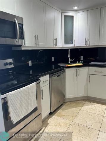 20301 W Country Club Drive Aventura FL 33180