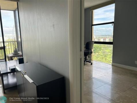 20301 W Country Club Drive Aventura FL 33180