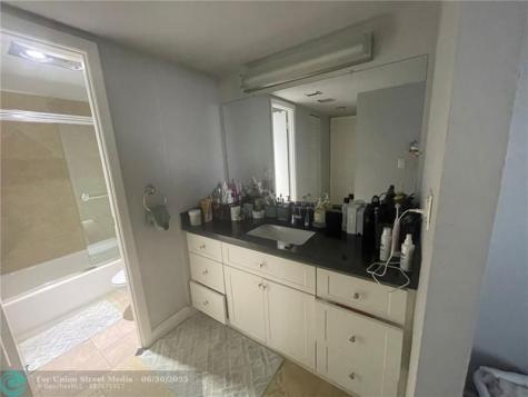 20301 W Country Club Drive Aventura FL 33180