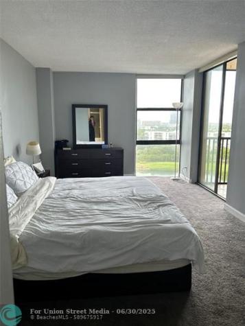 20301 W Country Club Drive Aventura FL 33180